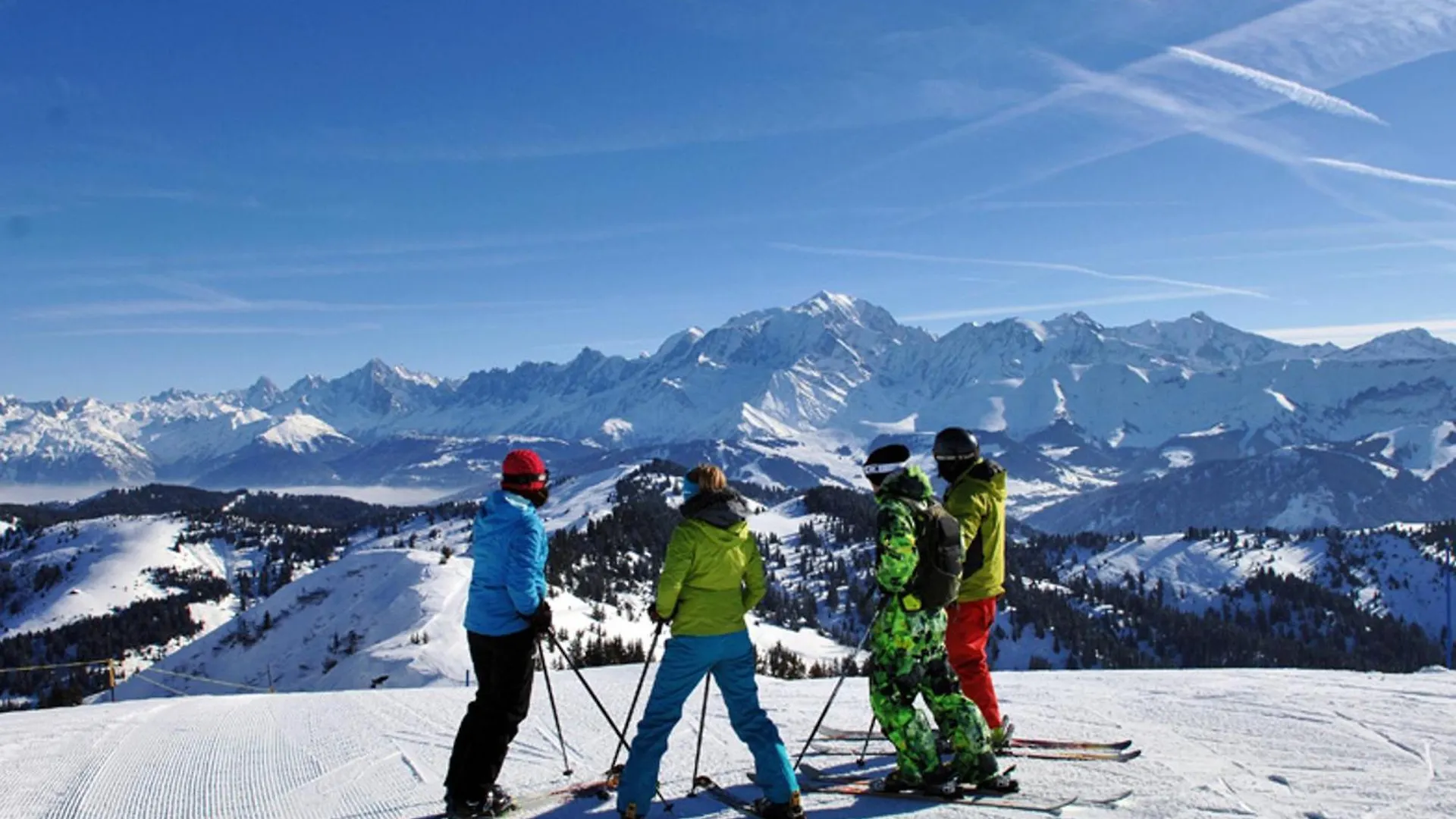 Apartment Studio Skis Aux Pieds Avec Piscine - Fr-1-505-72 Notre-Dame-de-Bellecombe